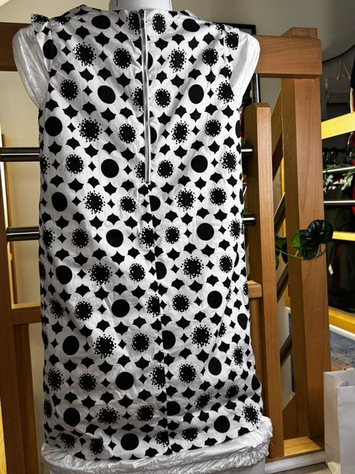Robe okaidi taille 11/14 - photo numéro 3