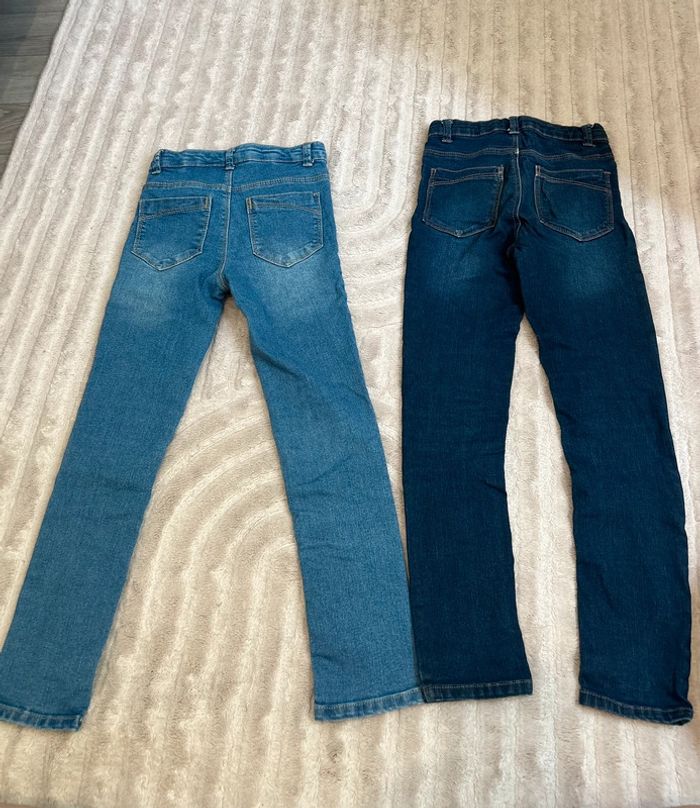 Lot de Jeans Kiabi taille 7 ans - photo numéro 3