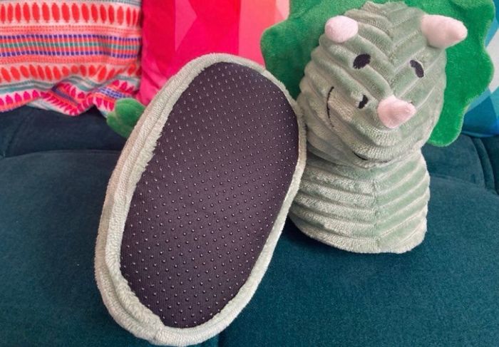 Chaussons dinosaures - photo numéro 2