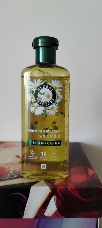 Shampooing camomille