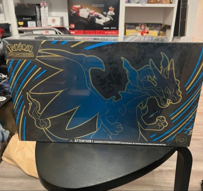 Coffret Premium UPC Dracaufeu Pokémon ME02 Méga-Évolution – Flammes Fantasmagoriques - photo numéro 6