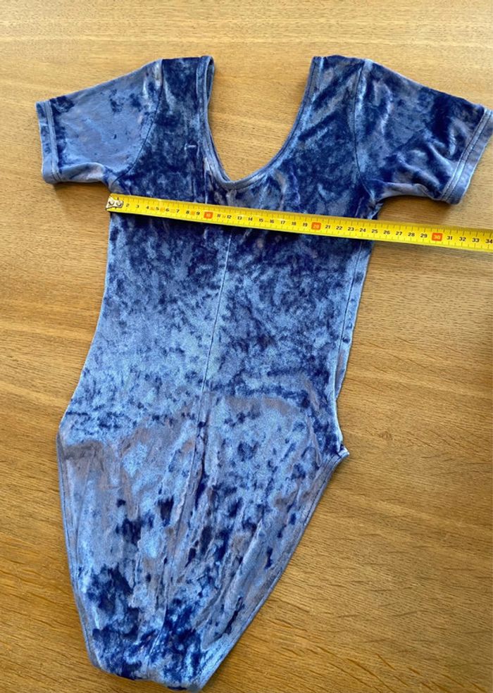 Justaucorps manches courtes en velours bleu taille 14 ans. - photo numéro 7