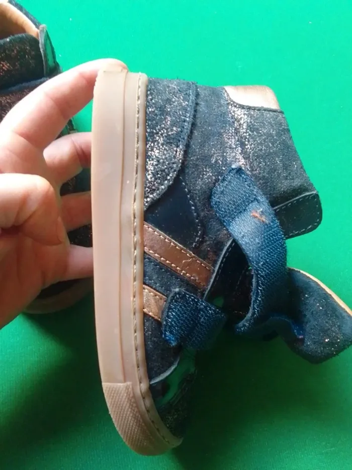 Chaussures taille 20 - photo numéro 7