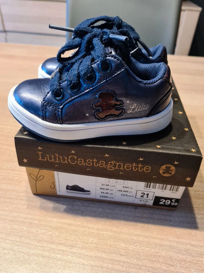 Chaussure taille 21 - photo numéro 2