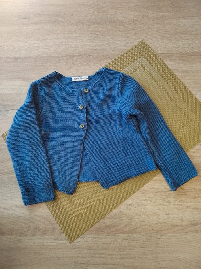 Gilet 12 mois eden& Victor