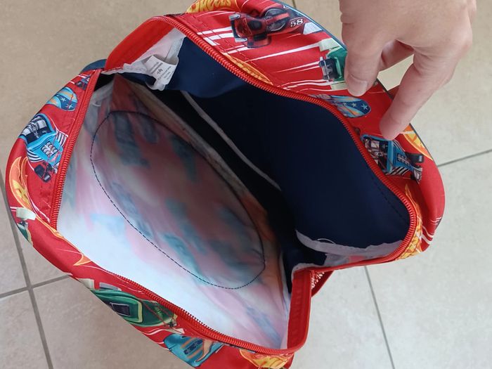 Cartable Hotwheels - photo numéro 4