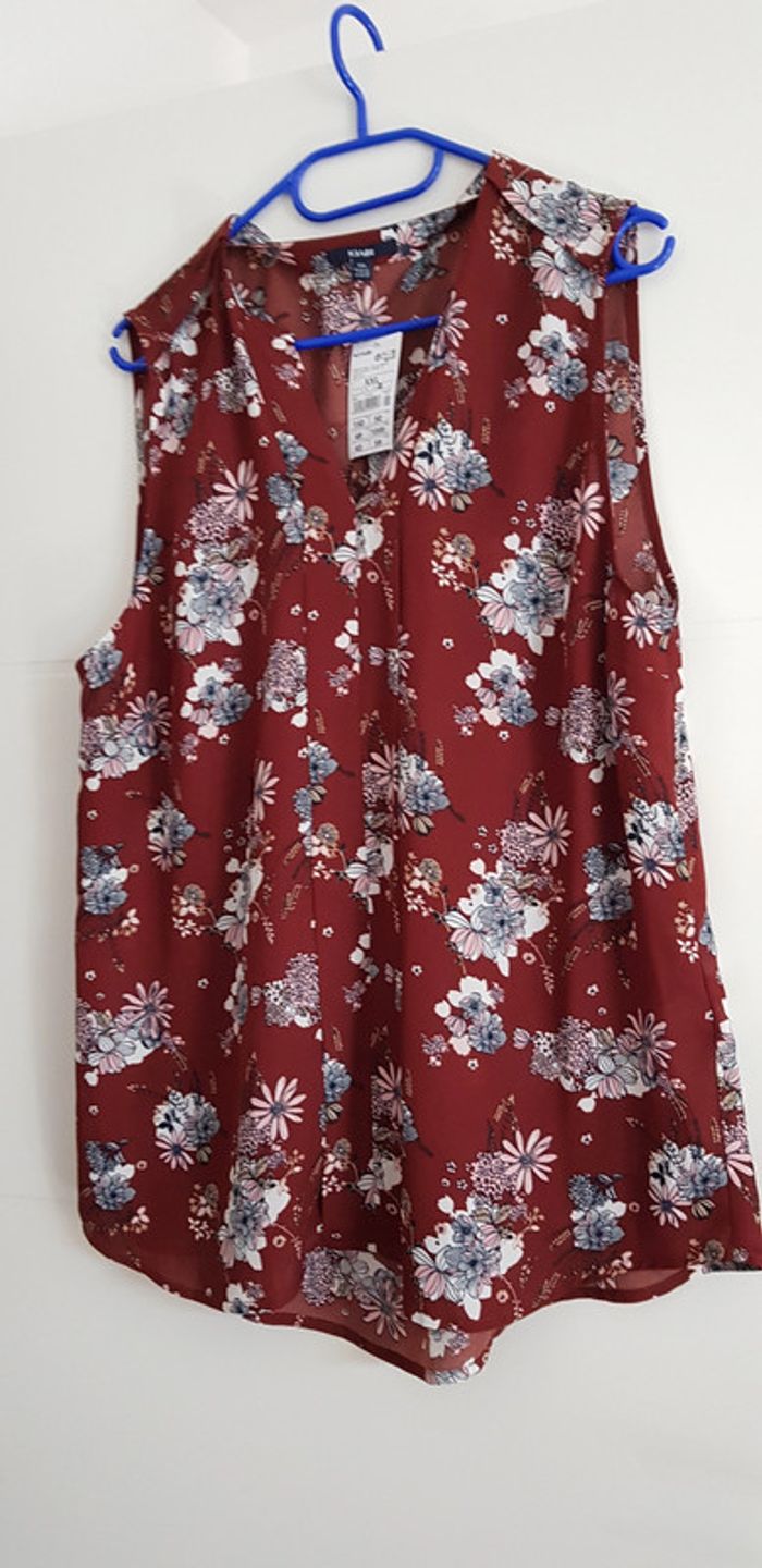 Blouse fleurie neuve