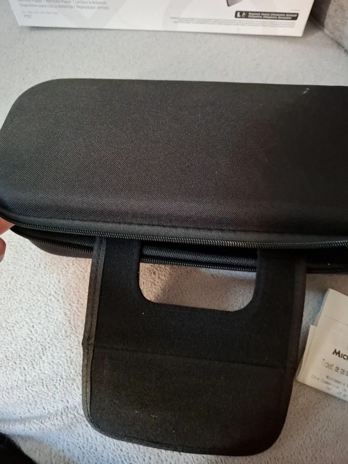 Magnifique console portable ps5 avec boîte - photo numéro 4