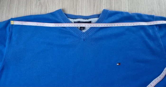 Pull a col V bleue Tommy Hilfiger Homme Taille XL - photo numéro 4