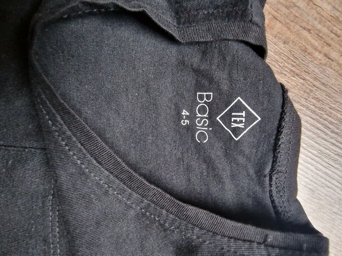 Tee shirt noir 4 ans - photo numéro 2