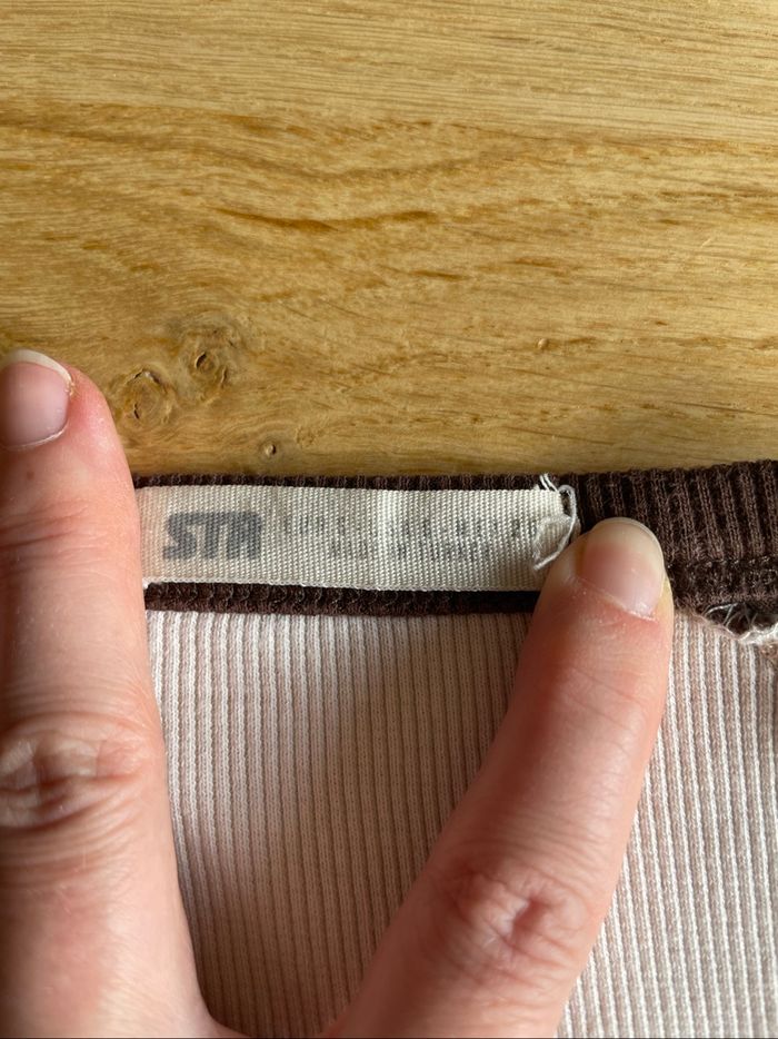 T-shirt court manches longues, taille S - photo numéro 3