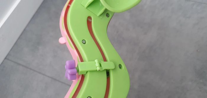 Tobogan Littlest Pet Shop année 2005 avec systéme aimanté pour remonter les pets - photo numéro 2