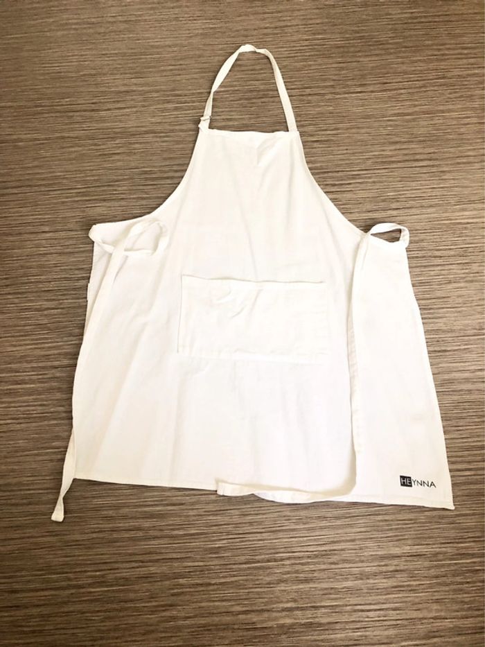 tablier blanc avec bavette