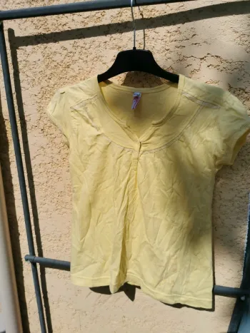 Tee shirt