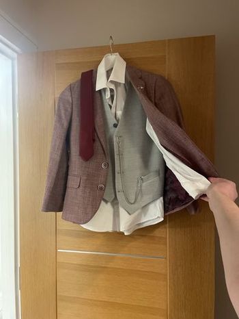 Costume de communion pour garçon avec montre à gousset