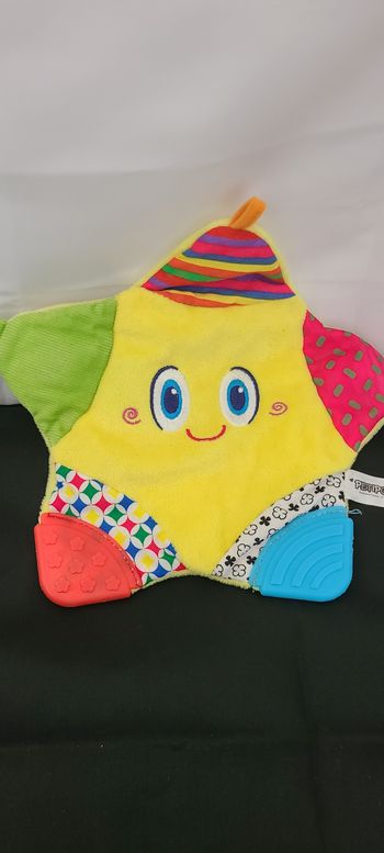 Doudou étoile petipouce - grelot - pouet pouet - jaune - anneau dentition