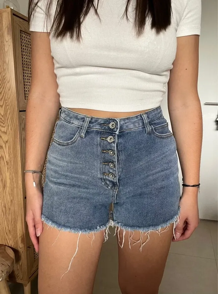 Short en jean bleu taille haute - photo numéro 2
