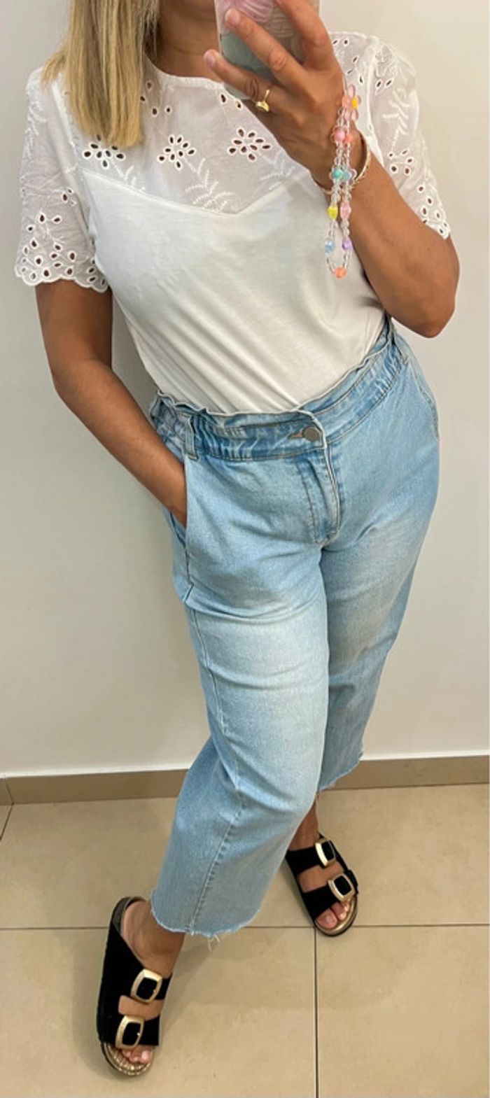 🌼 Tee shirt  blanc romantique brodée C&A – Taille M - photo numéro 4