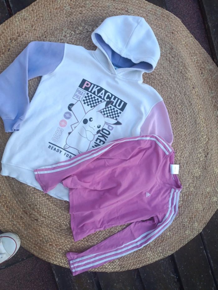 Lot pull 12 ans fille Pokémon Adidas