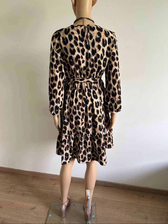 Robe léopard à manches longues Shein taille 36 TBE - photo numéro 6