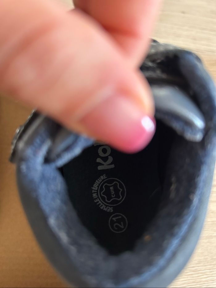 Chaussures en cuir pour enfant taille 21 - photo numéro 10