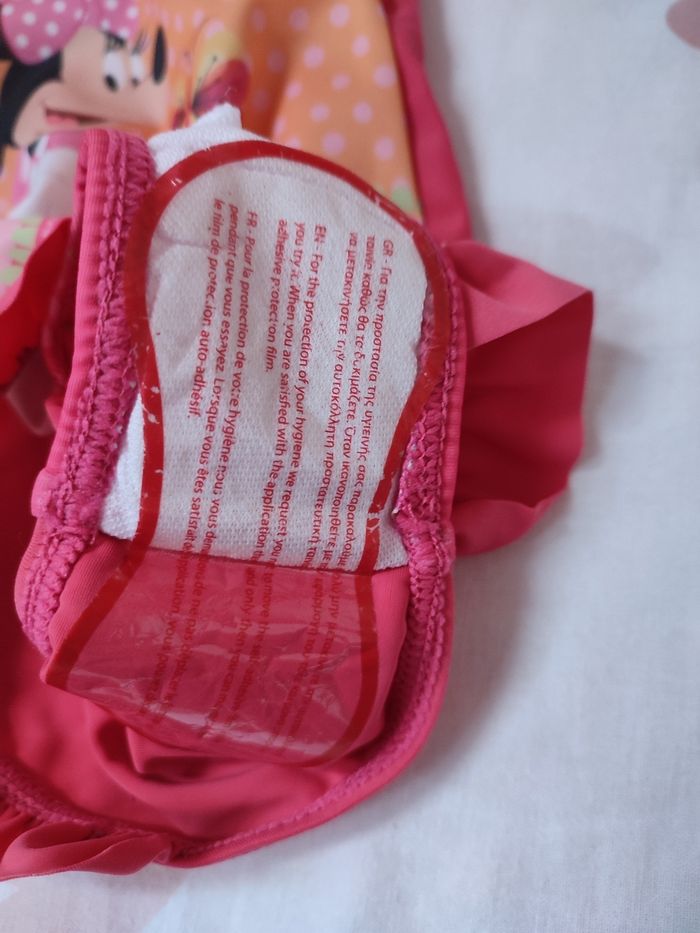 Maillot de bain une pièce Minnie Mouse - 2 ans - Neuf - Disney - photo numéro 3