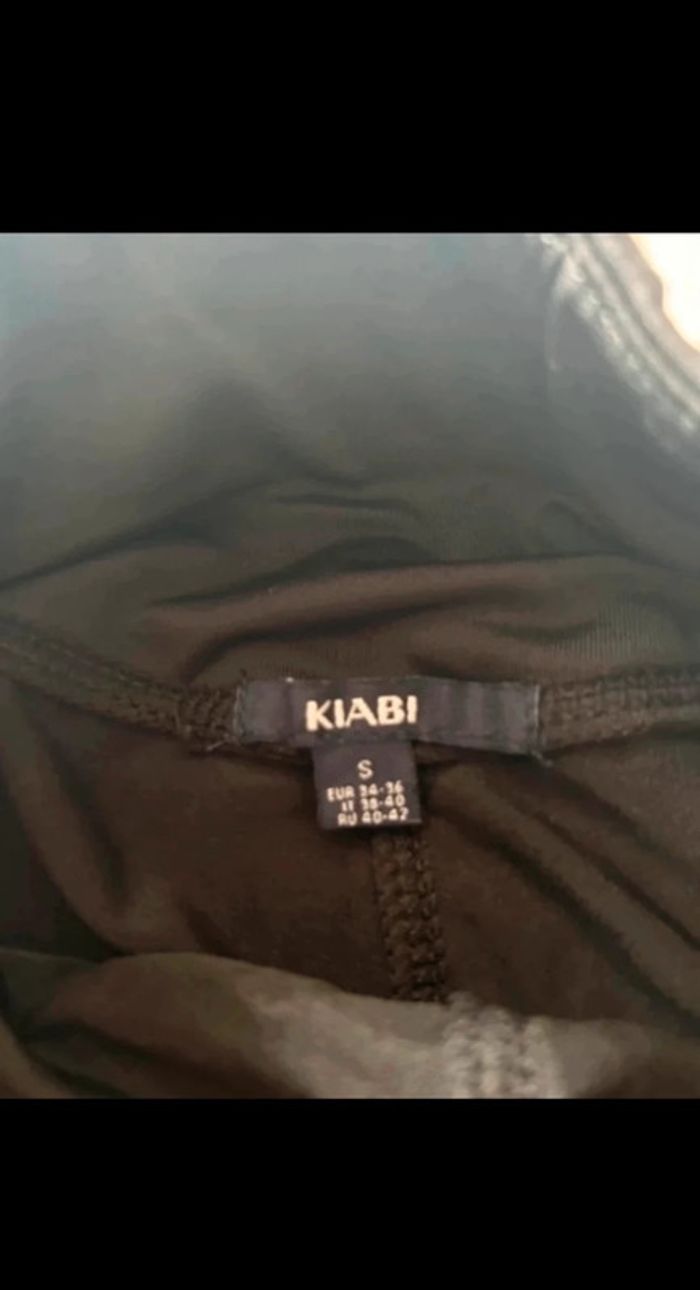 Très beau legging sport 🥰 taille 36 de chez kiabi - photo numéro 3