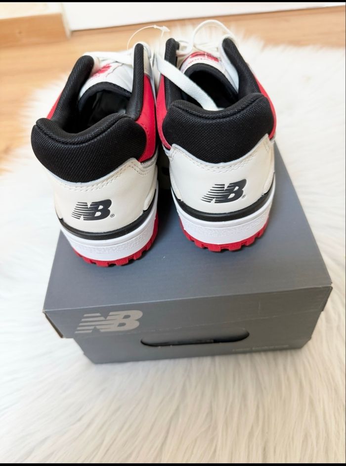 Baskets New Balance 550 – Taille 39,5 – blanc/rouge – Neuf avec étiquette - photo numéro 8