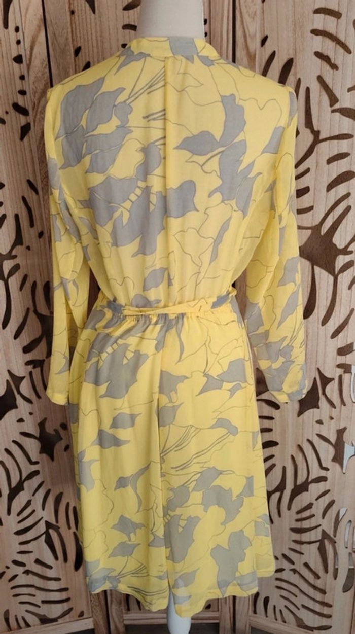 Robe cache-cœur fluide et légère - Imprimé abstrait jaune et gris - Taille M Zara Basic - photo numéro 5