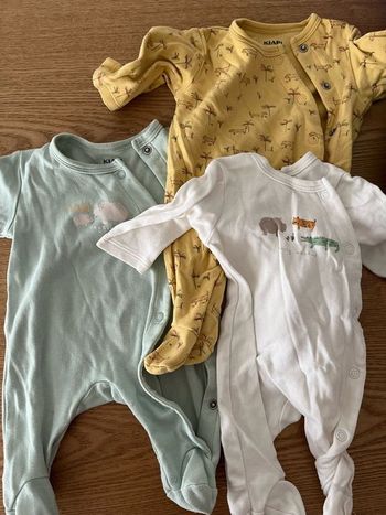 Lot 3 pyjamas savane