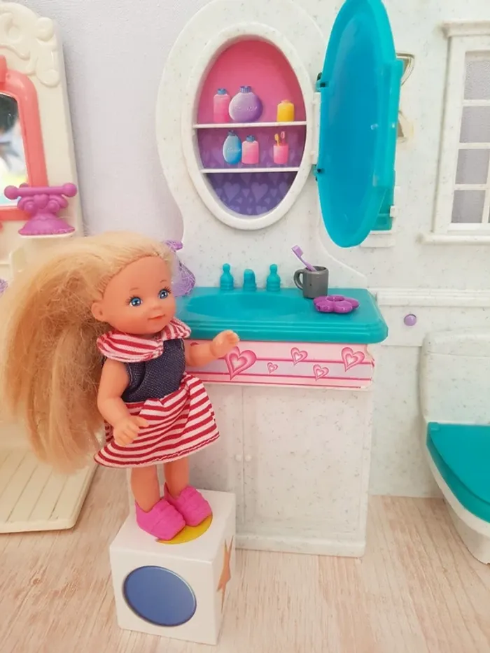 Meuble dressing et salle de bain Barbie - photo numéro 6