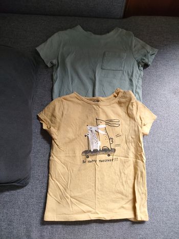 Lot 2 tre shirts garçon/mixte Kiabi 18 24 mois