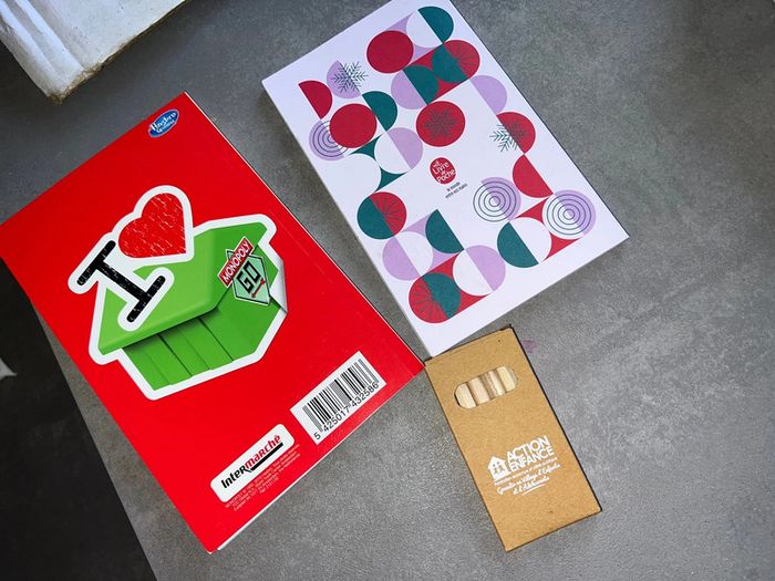 Lot cahiers de jeu Monopoly neuf livre texte bloc box crayons - photo numéro 6