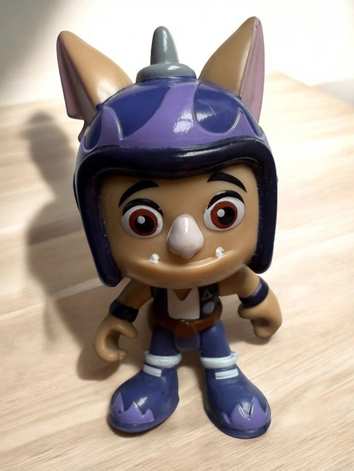 Top wing Figurine Baddy McBat & son jet - Nick Jr - photo numéro 8