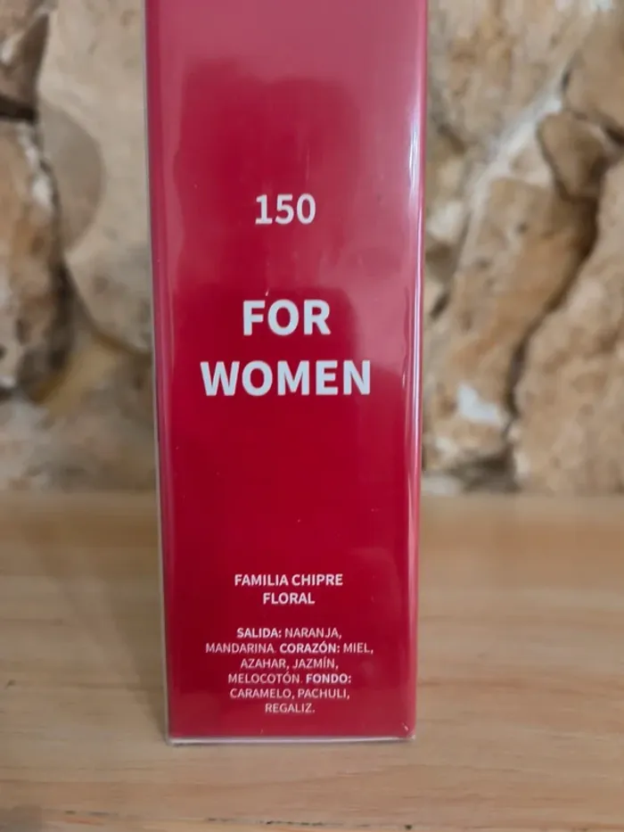 Eau de toilette escandale - photo numéro 2