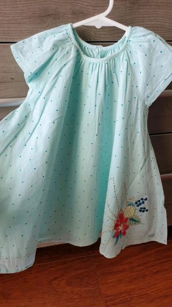 Très belle robe 2 ans Catimini