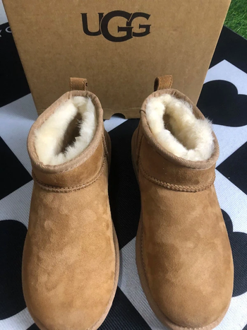 UGG Classic Ultra Mini Châtaigne 40