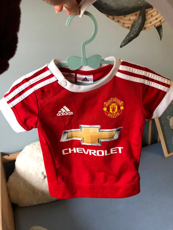 Tee shirt Adidas garçon 6 mois