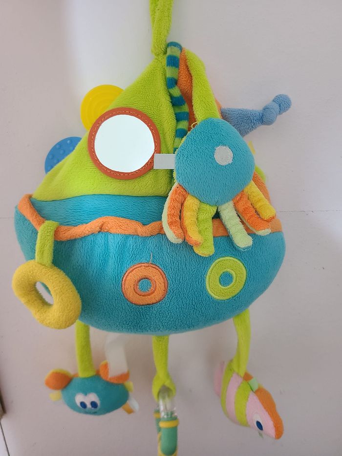 Jeu d'éveil bateau tout doux à suspendre - photo numéro 3