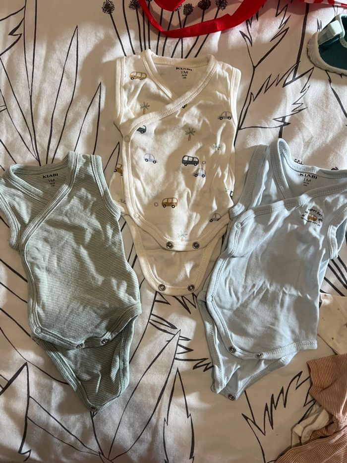 Lot de 3 bodys débardeur - photo numéro 2