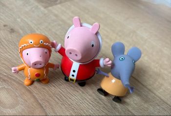 Lots personnages peppa pig 