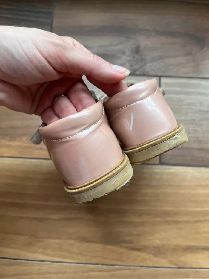 Sandales papillon GBB taille 25 - photo numéro 3