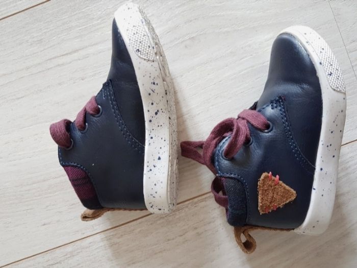 Basket vertbaudet taille 20 - photo numéro 2