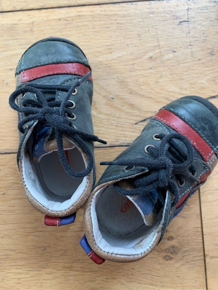 Chaussures marine Catimini taille 19 - photo numéro 5