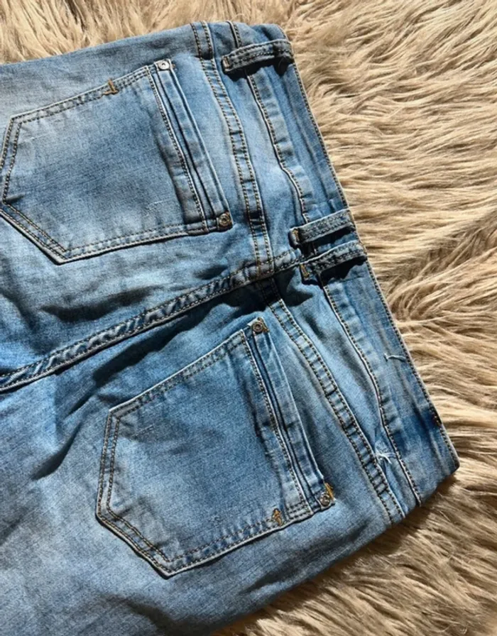 Jeans taille 42 Hello Miss bleu clair taille 42 - photo numéro 3