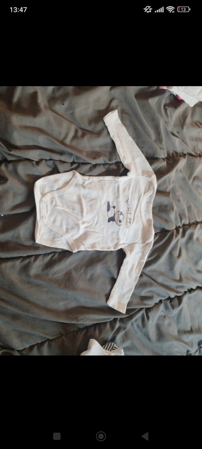 Bodies manche longue bébé taille 6 mois