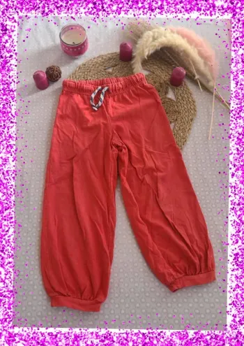 Pantalon rouge 5 ans