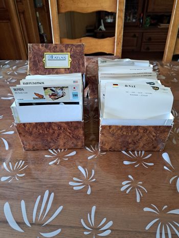 Collection de cartes moto
