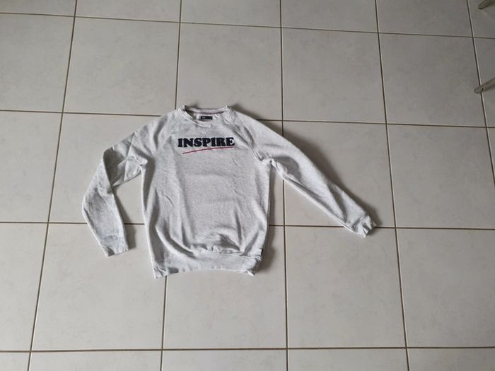 Sweat homme ado Taille S Neuf Vi