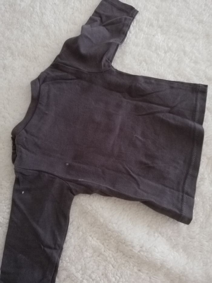 Tee shirt manche longue garçon obaïbi 1 mois - photo numéro 4